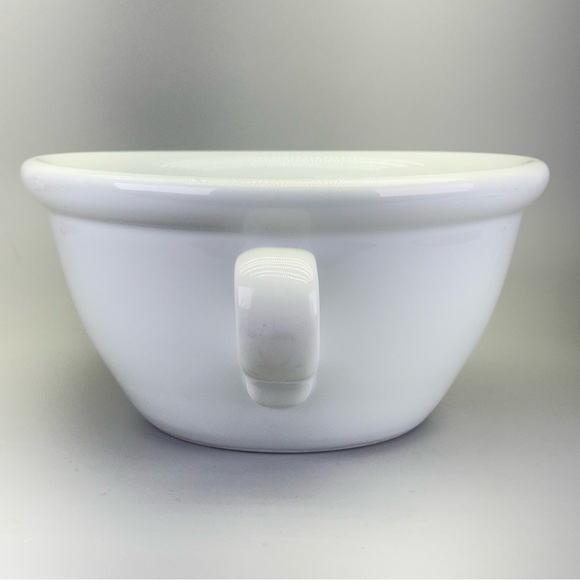 H & C Chodau Czechoslovakia White Soup Tureen with Handles - Picture 4 of 12